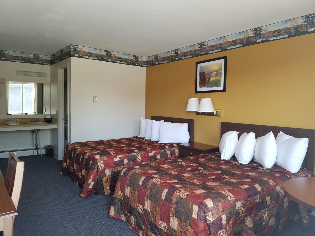 Clark'S Beach Motel Олд Фордж Екстериор снимка