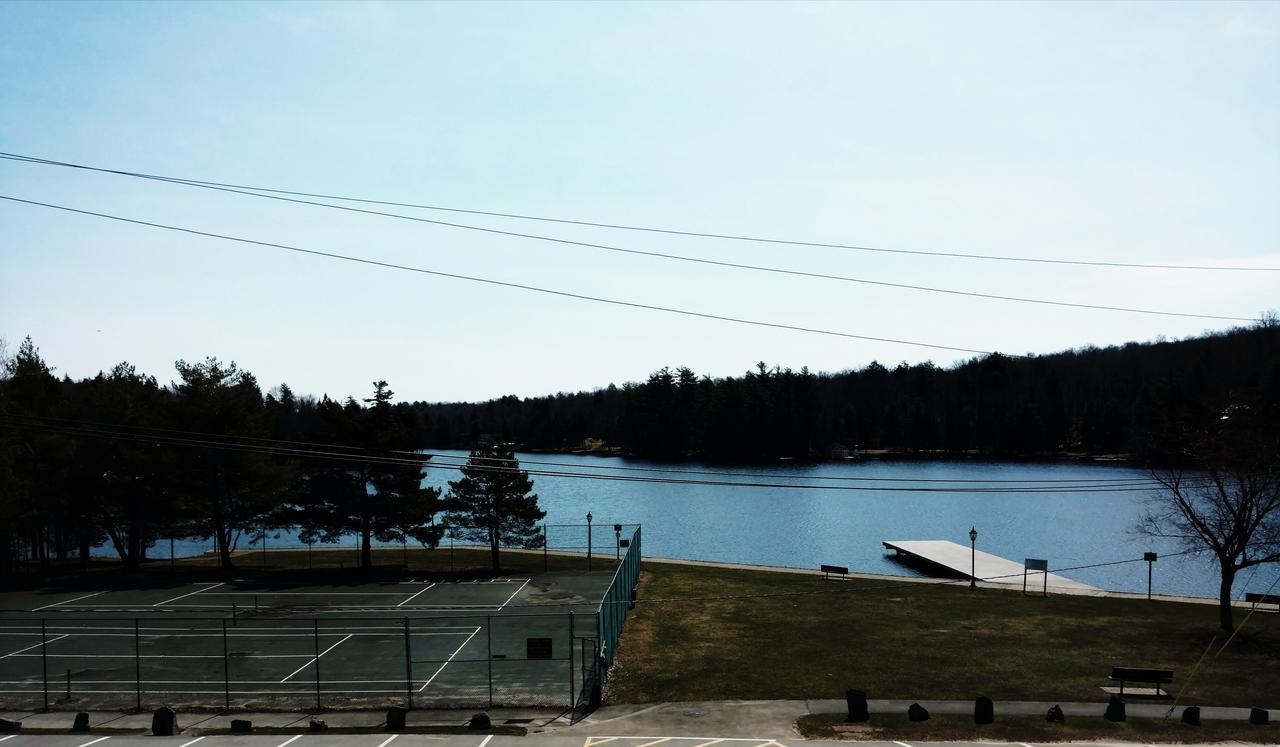 Clark'S Beach Motel Олд Фордж Екстериор снимка