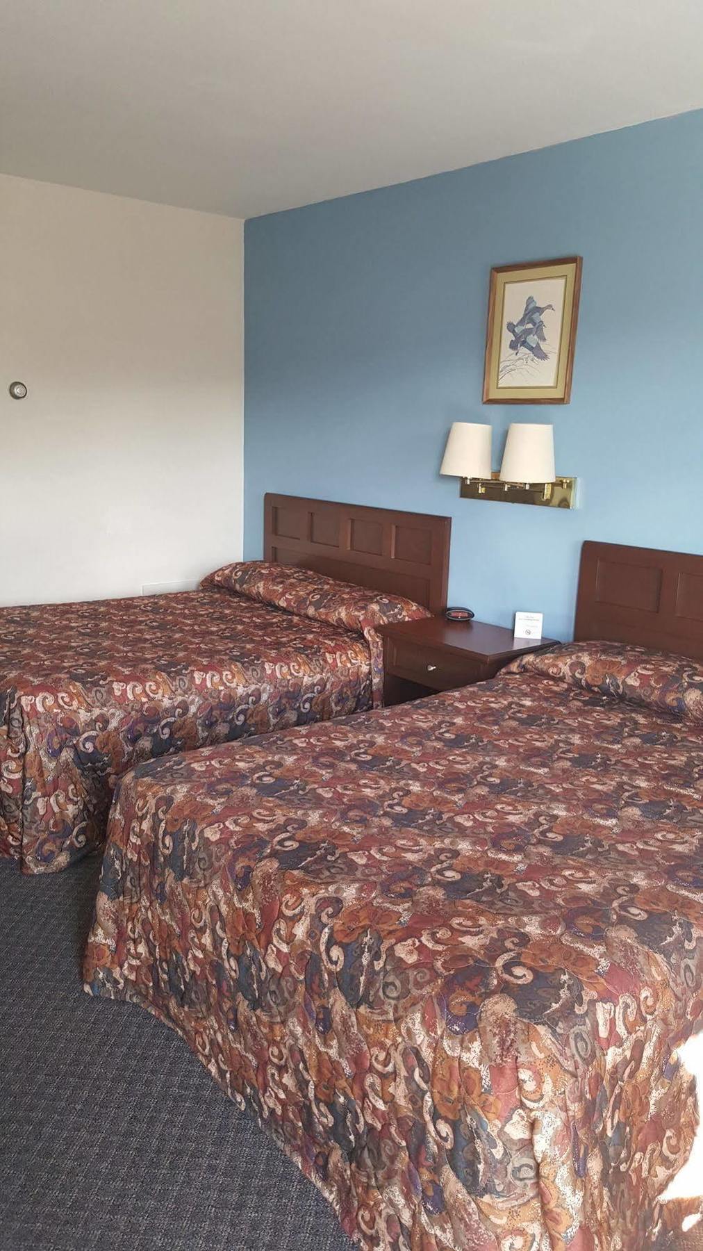 Clark'S Beach Motel Олд Фордж Екстериор снимка